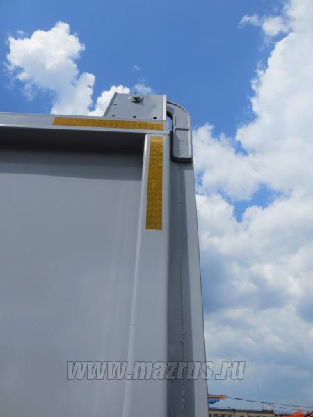 Крепление заднего борта самосвала МАЗ-6501В9-8420-000