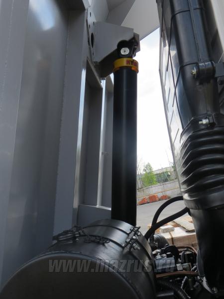 Гидроцилиндр подъёма самосвальной платформы самосвала МАЗ-6501В9-8420-000